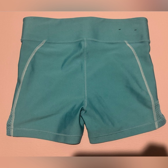 Under Armour Compression shorts - Picture 2 of 2